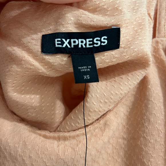 Express Blouse - Picture 2 of 3